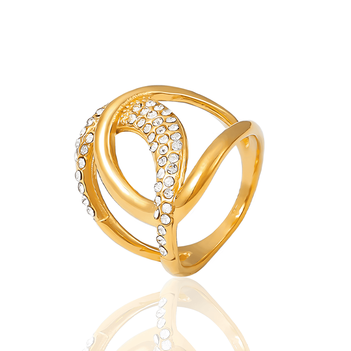 Anel Dourado C de Hip Hop com Zircônia Banhado em Ouro 18k - Ravelle Luxe