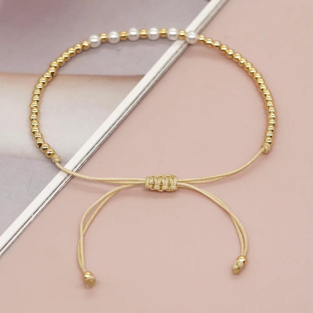 Pulseira Dourada Pequenas Esferas e Pérolas Redondas Banhada a Ouro - Ravelle Luxe