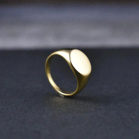Anel Dourado Oval Polido Liso Banhado em Ouro 18K - Ravelle Luxe