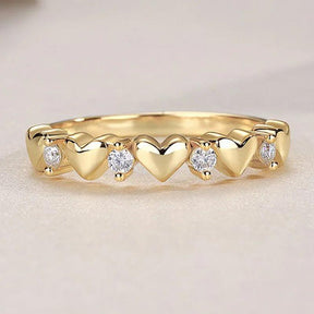 Anel Dourado de Corações em Prata Esterlina 925 Banhada em Ouro 18k - Ravelle Luxe