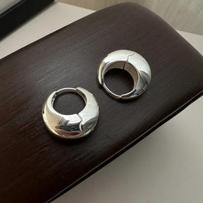 Brinco Argola Clássico Meia Lua em Prata Esterlina 925 - Ravelle Luxe