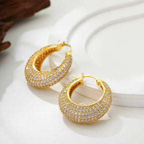 Brinco Dourado Huggie Hoop Redondo Banhado em Ouro 18k - Ravelle Luxe