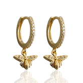 Brinco Dourado com Pingente de Abelha em Prata Esterlina 925 - Ravelle Luxe