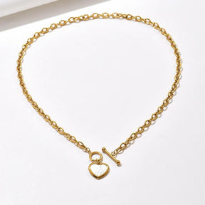 Colar Dourado Love Series com Pingente de Coração Banhado em Ouro 18K - Ravelle Luxe