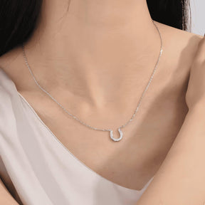 Colar Prata Ferradura em Forma de U em Aço Inoxidável - Ravelle Luxe
