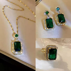Conjunto de Colar, Anel e Brincos Dourado de Zircônia Verde Banhado em Ouro - Ravelle Luxe