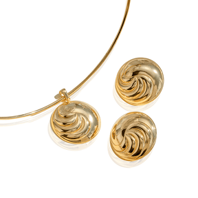 Conjunto de Colar e Brincos Geométrico Banhado em Ouro 18K - Ravelle Luxe
