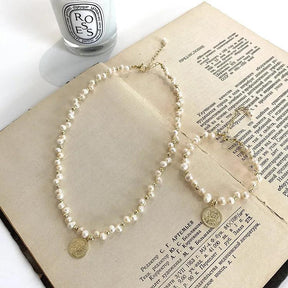 Conjunto de Colar e Pulseira com Pérolas Barrocas Naturais Banhado a Ouro 14K - Ravelle Luxe