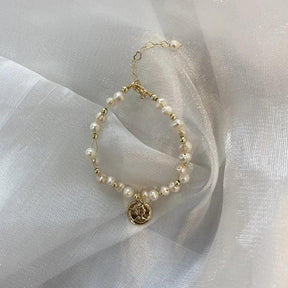 Conjunto de Colar e Pulseira com Pérolas Barrocas Naturais Banhado a Ouro 14K - Ravelle Luxe