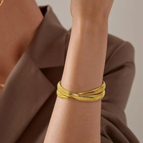 Pulseira Dourada Chunky Pele de Cobra Banhado em Ouro 18k - Ravelle Luxe
