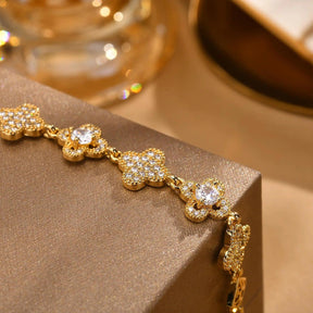 Pulseira Dourada Trevo de Zircônia Banhada em Ouro 18K - Ravelle Luxe