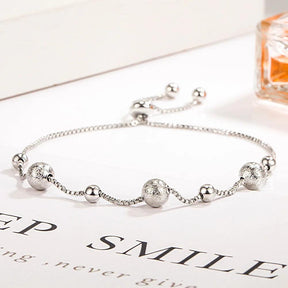 Pulseira Encanto Prateado com Esferas Foscas em Prata Esterlina 925 - Ravelle Luxe